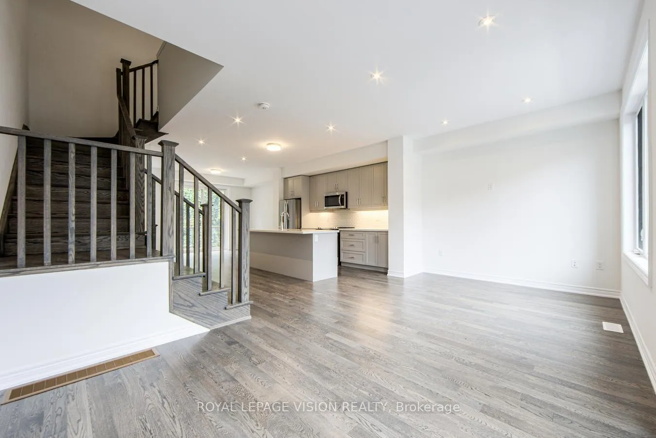 Photo 24 of 32 Folcroft Street, Brampton, Credit Valley — HOMEH