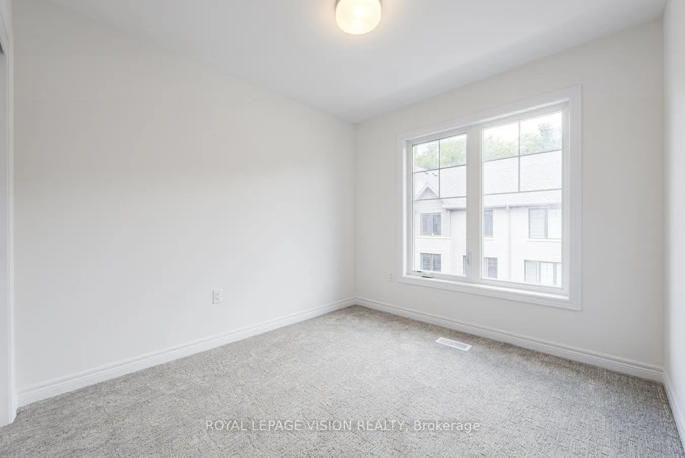 Photo 36 of 32 Folcroft Street, Brampton, Credit Valley — HOMEH