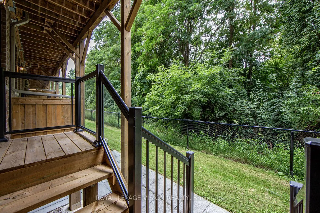 Photo 40 of 32 Folcroft Street, Brampton, Credit Valley — HOMEH