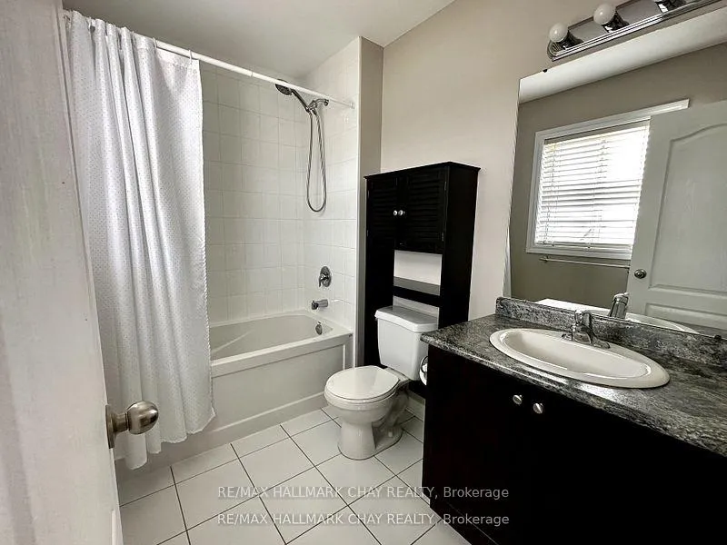Photo 10 of 71 Pearl Drive, Orillia — HOMEH