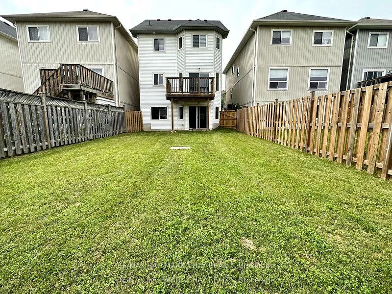 Photo 14 of 71 Pearl Drive, Orillia — HOMEH