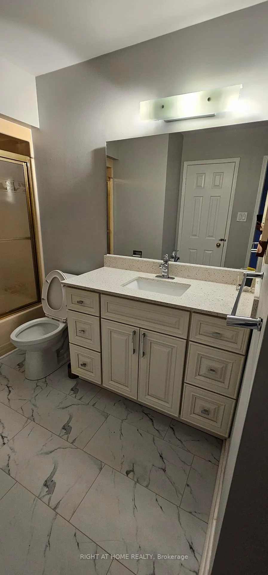 Photo 9 of Unit Main, 189 Timberlane Drive, Brampton, Fletcher's Creek South — HOMEH