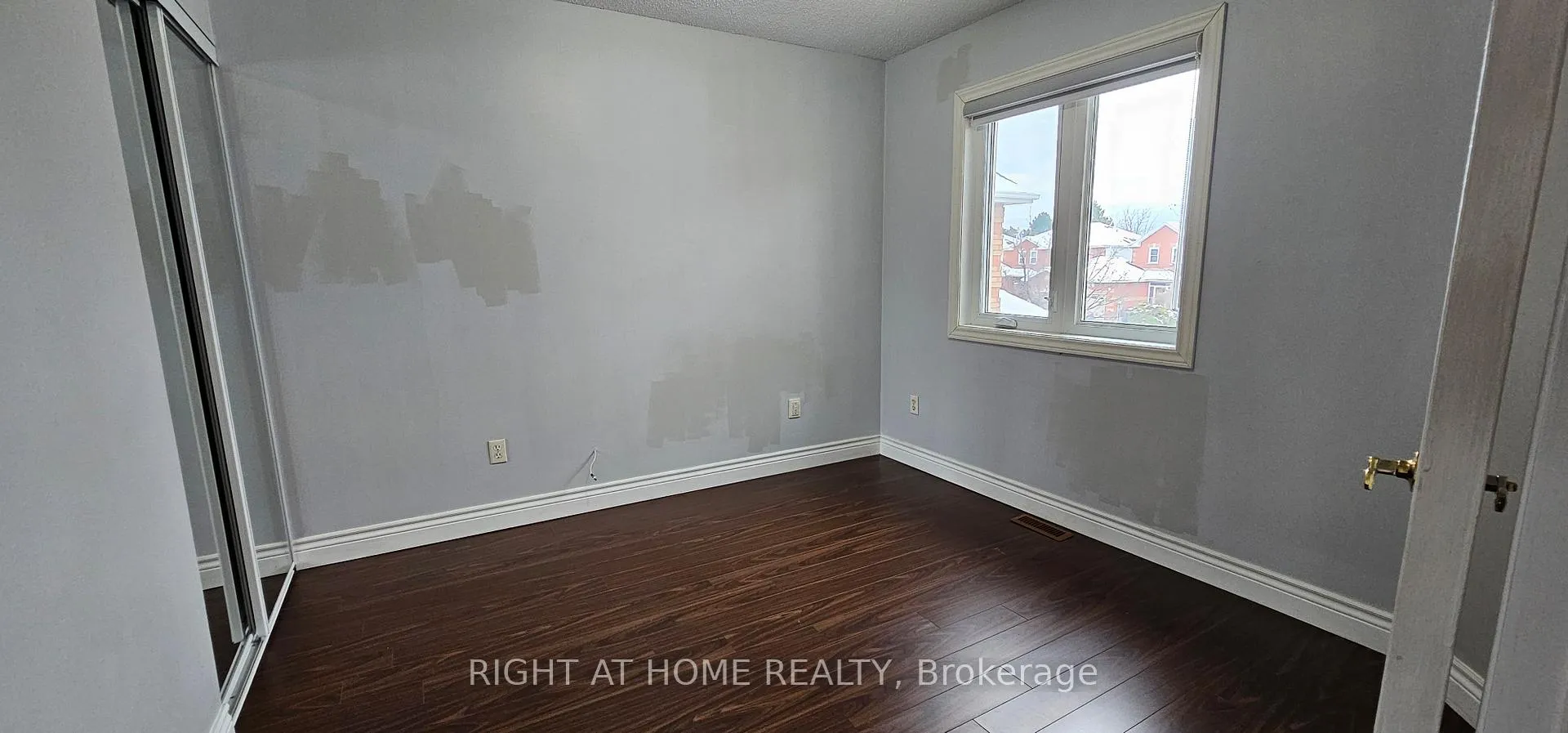 Photo 12 of Unit Main, 189 Timberlane Drive, Brampton, Fletcher's Creek South — HOMEH