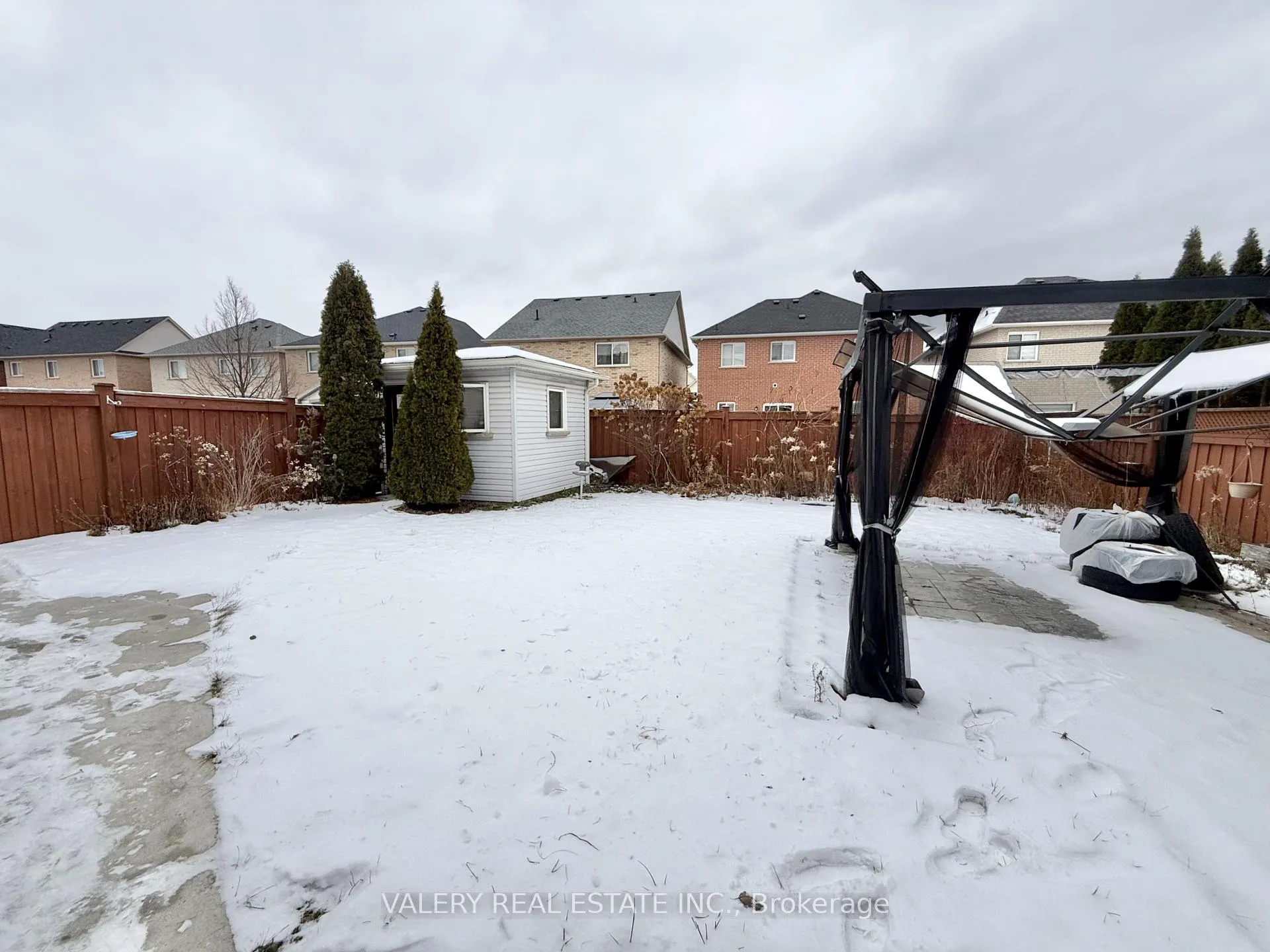 Photo 14 of 15 Perkins Drive, Brampton, Northwest Sandalwood Parkway — HOMEH