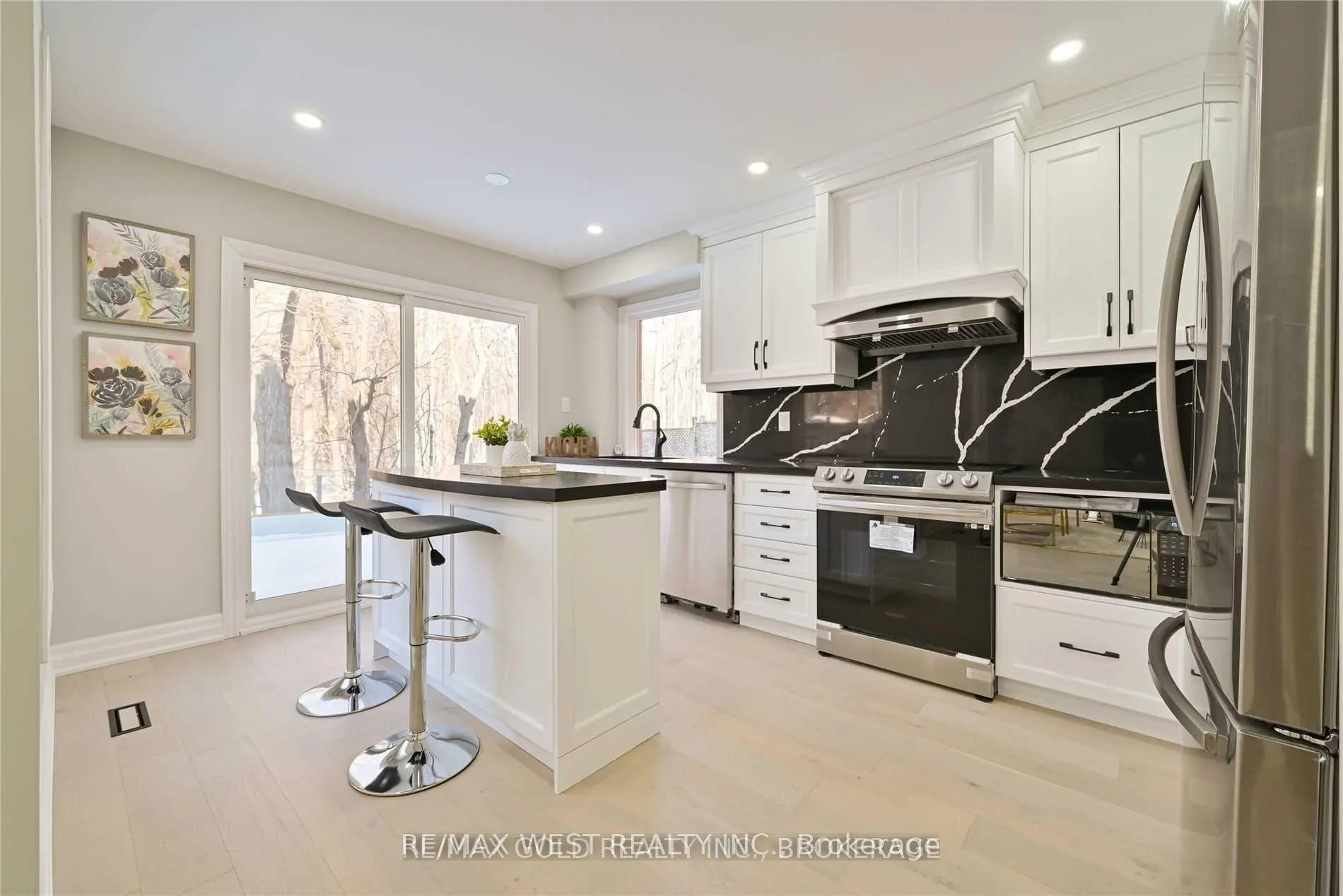 Photo 18 of 48 Regentview Drive, Brampton, Heart Lake East — HOMEH