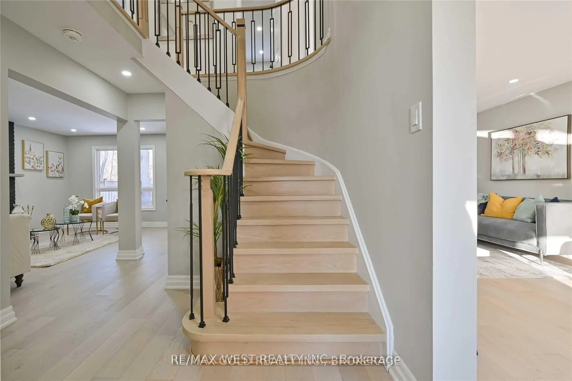 Photo 22 of 48 Regentview Drive, Brampton, Heart Lake East — HOMEH