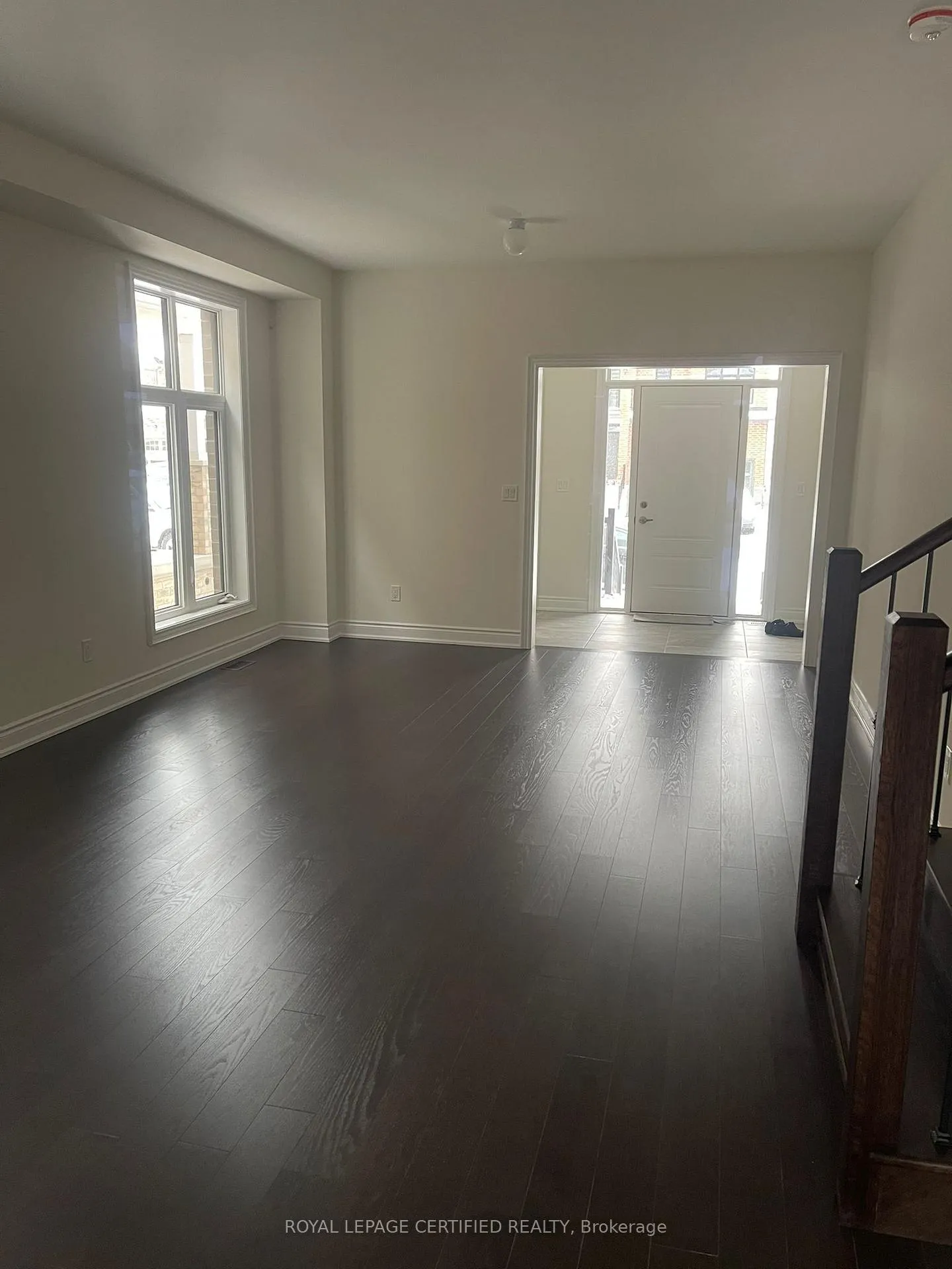 Photo 2 of 1434 Davis Loop, Innisfil, Lefroy — HOMEH