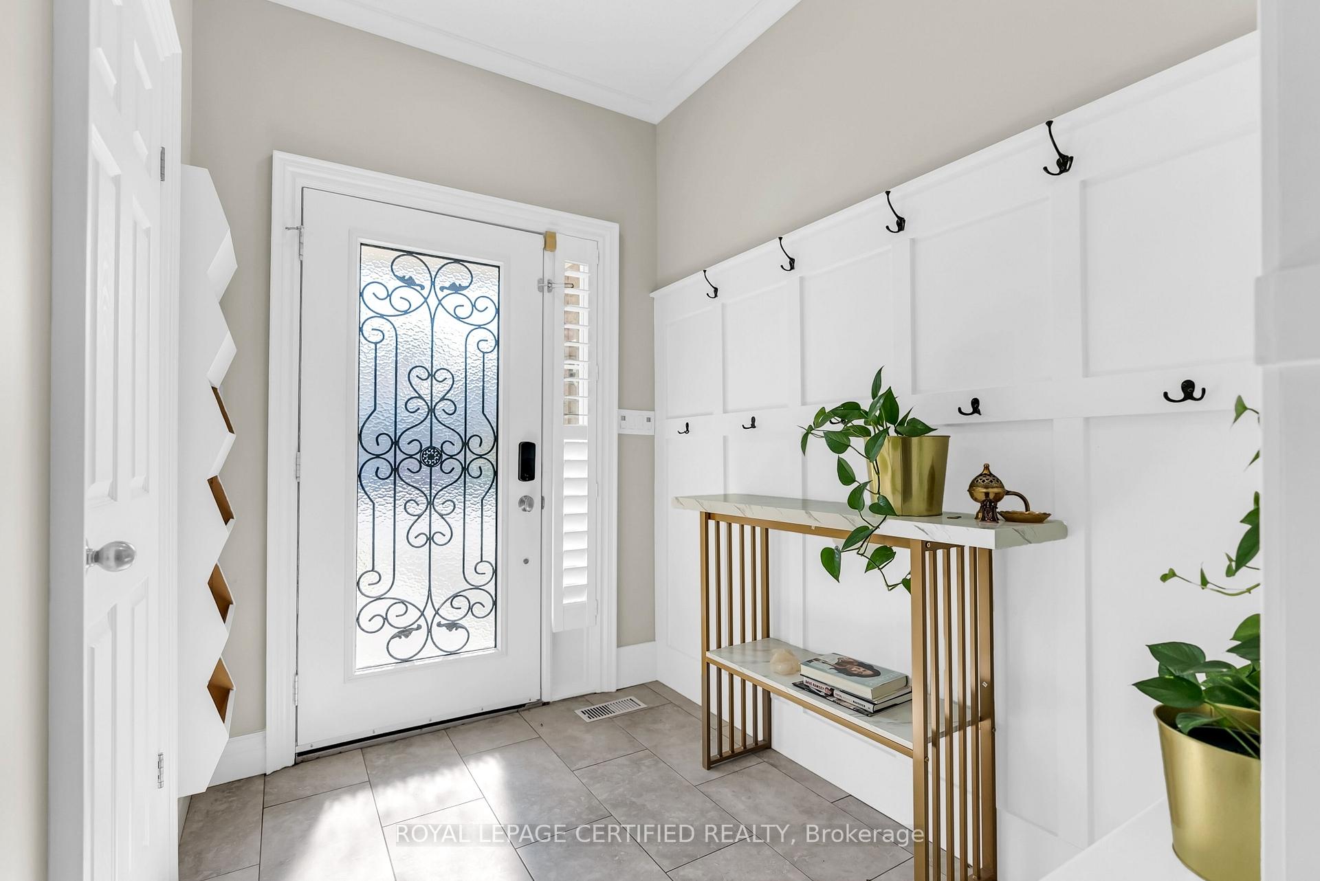 Photo 6 of 4093 Medland Drive, Burlington, Rose — HOMEH