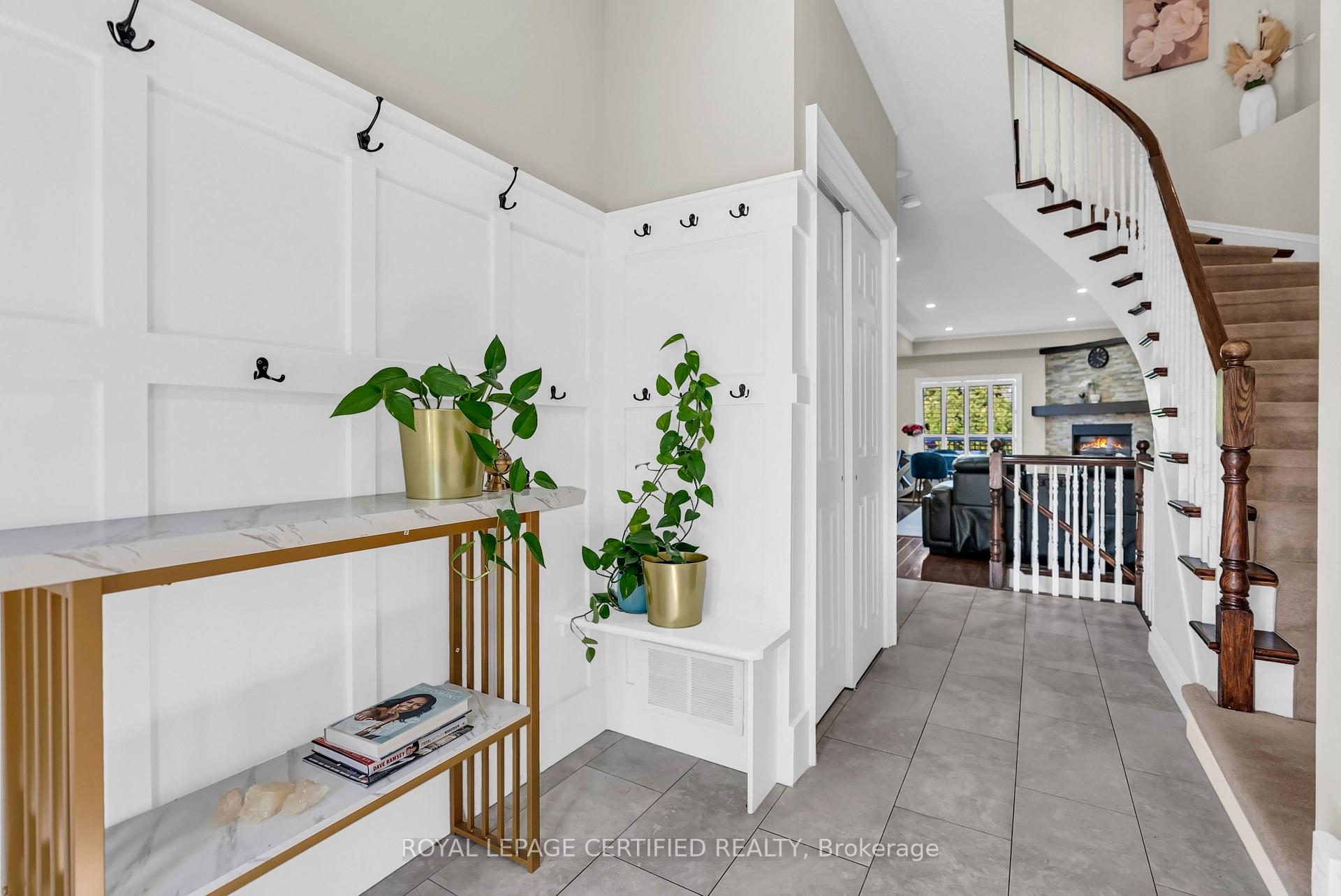 Photo 7 of 4093 Medland Drive, Burlington, Rose — HOMEH