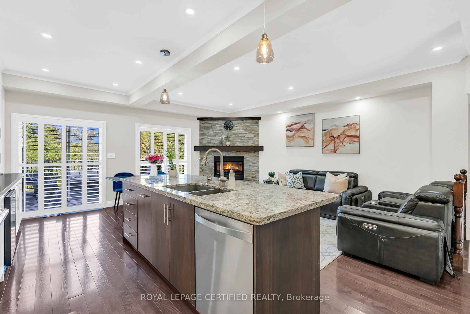 Photo 18 of 4093 Medland Drive, Burlington, Rose — HOMEH