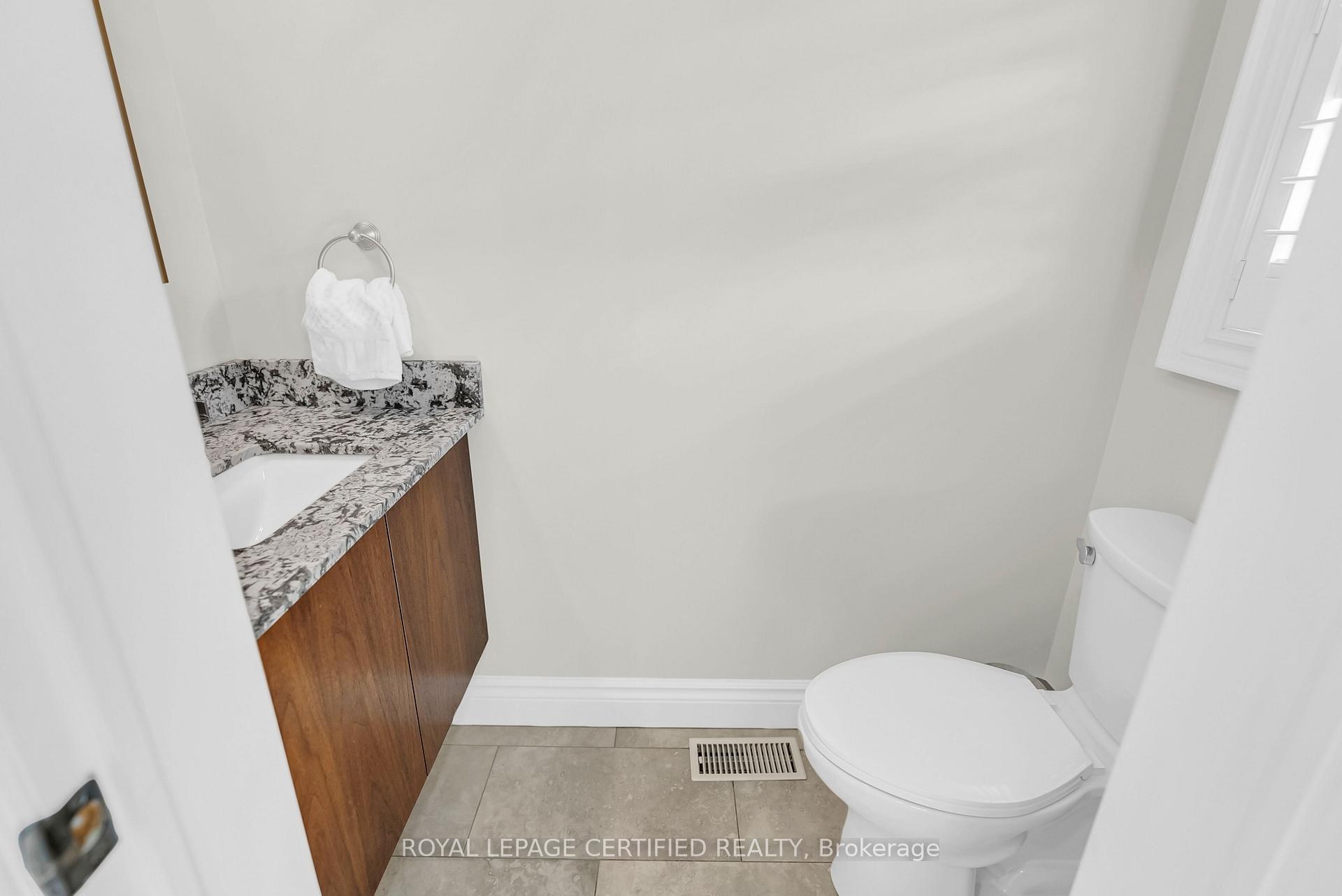 Photo 19 of 4093 Medland Drive, Burlington, Rose — HOMEH