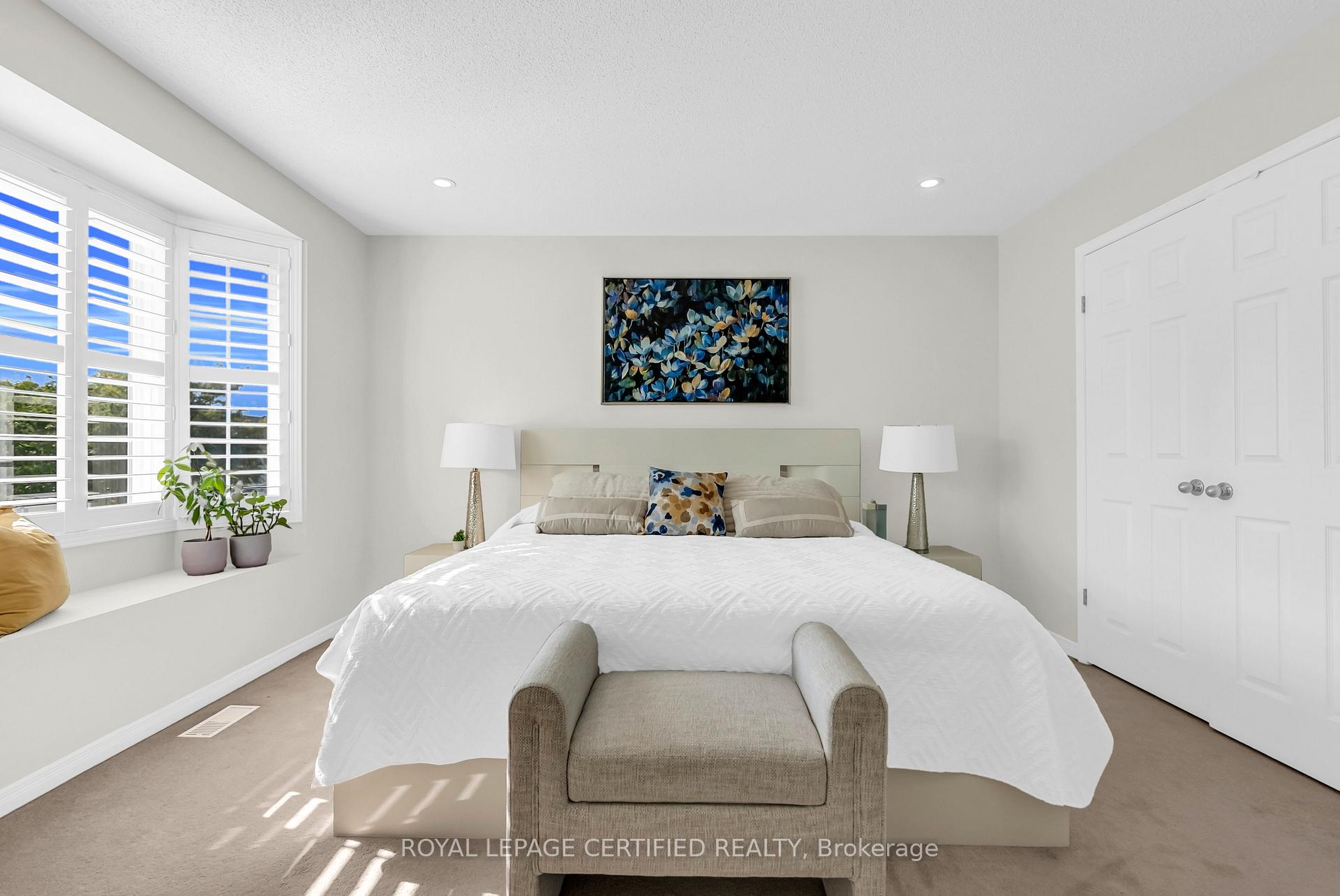 Photo 23 of 4093 Medland Drive, Burlington, Rose — HOMEH