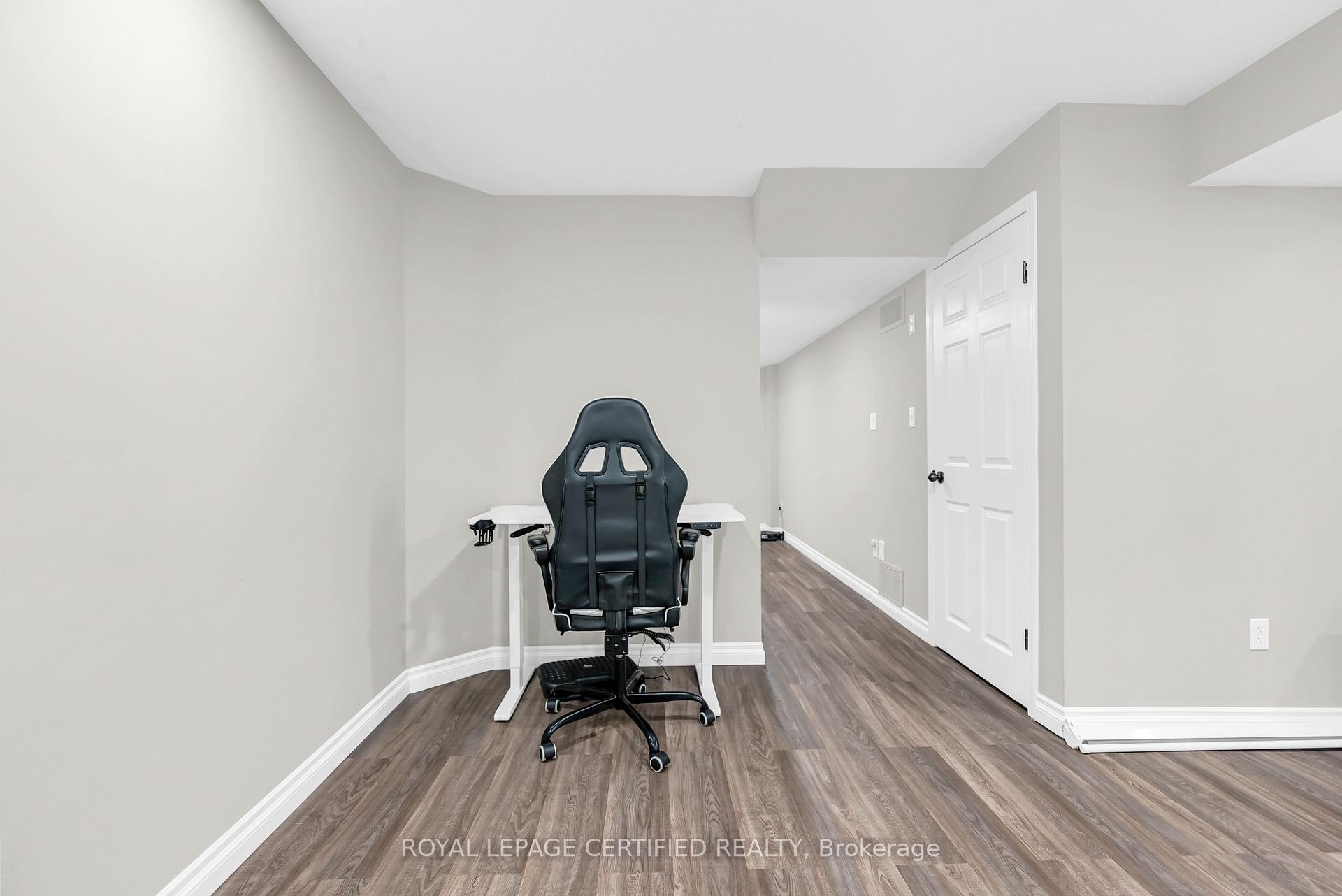 Photo 38 of 4093 Medland Drive, Burlington, Rose — HOMEH