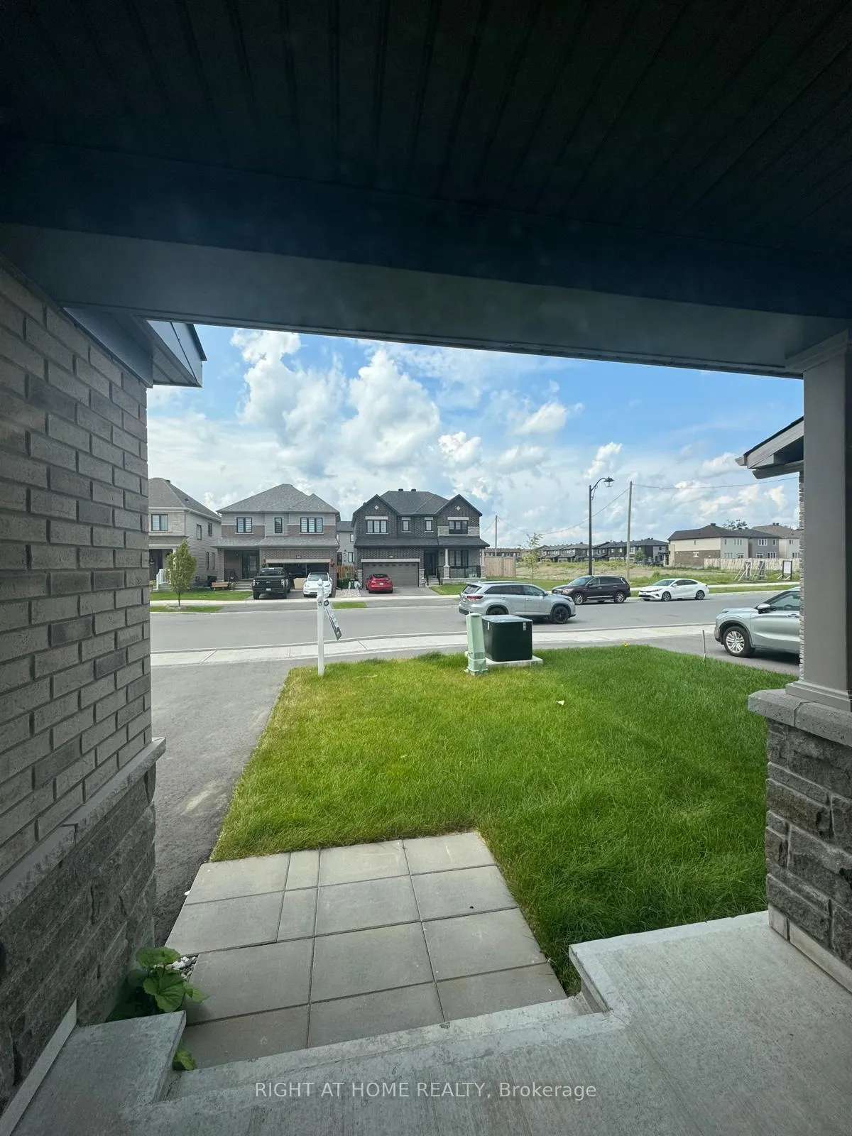 Photo 19 of 841 Cappamore Drive, Ottawa, Barrhaven - Half Moon Bay — HOMEH