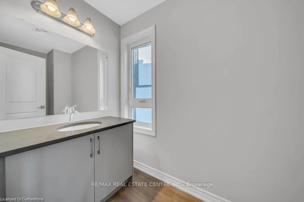 Photo 6 of 273 Chapel Hill Drive, Kitchener — HOMEH
