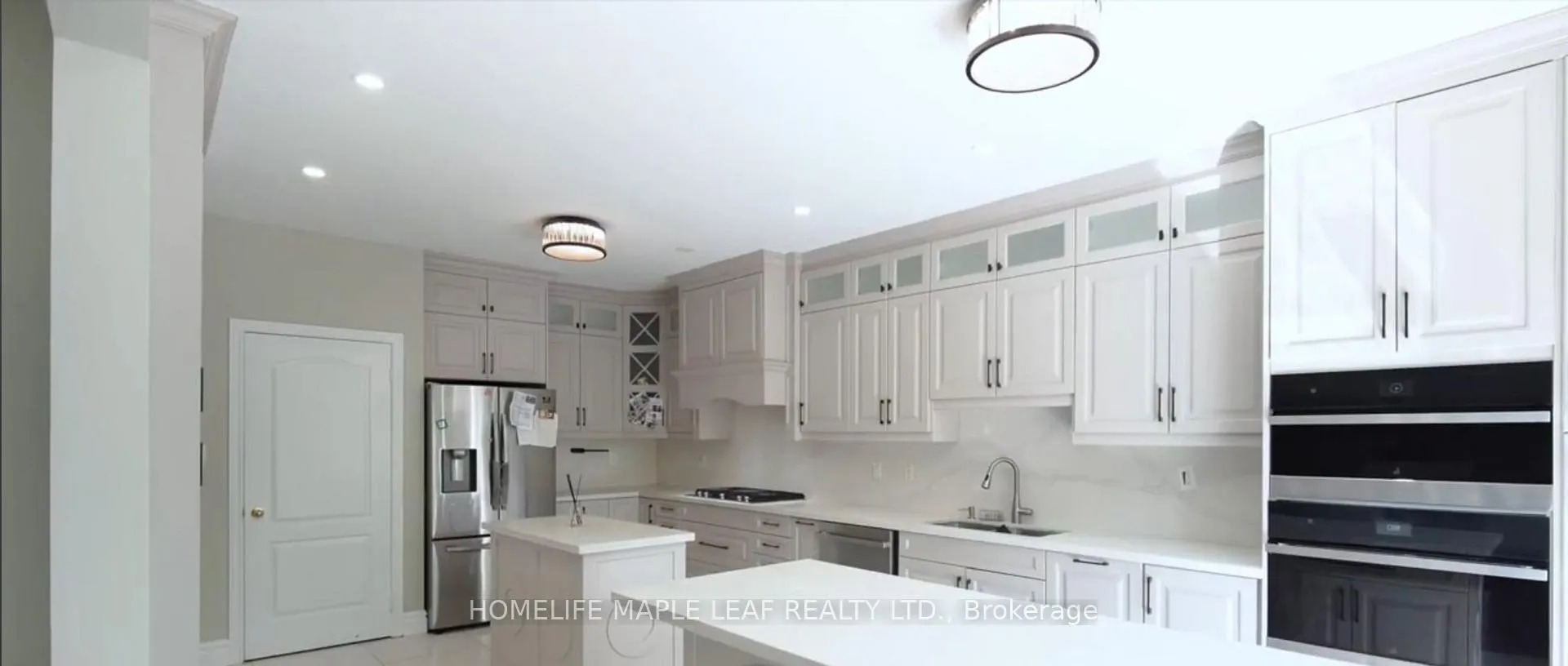 Photo 3 of 25 Belleville Drive, Brampton, Vales of Castlemore — HOMEH