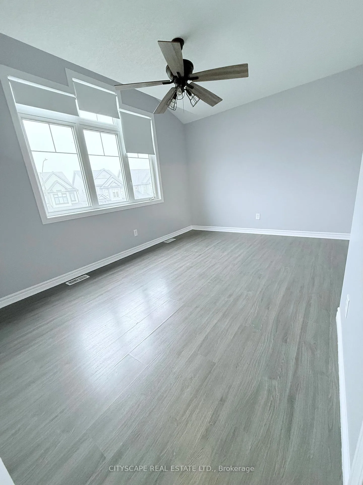 Photo 10 of 156 Hardcastle Drive, Cambridge — HOMEH