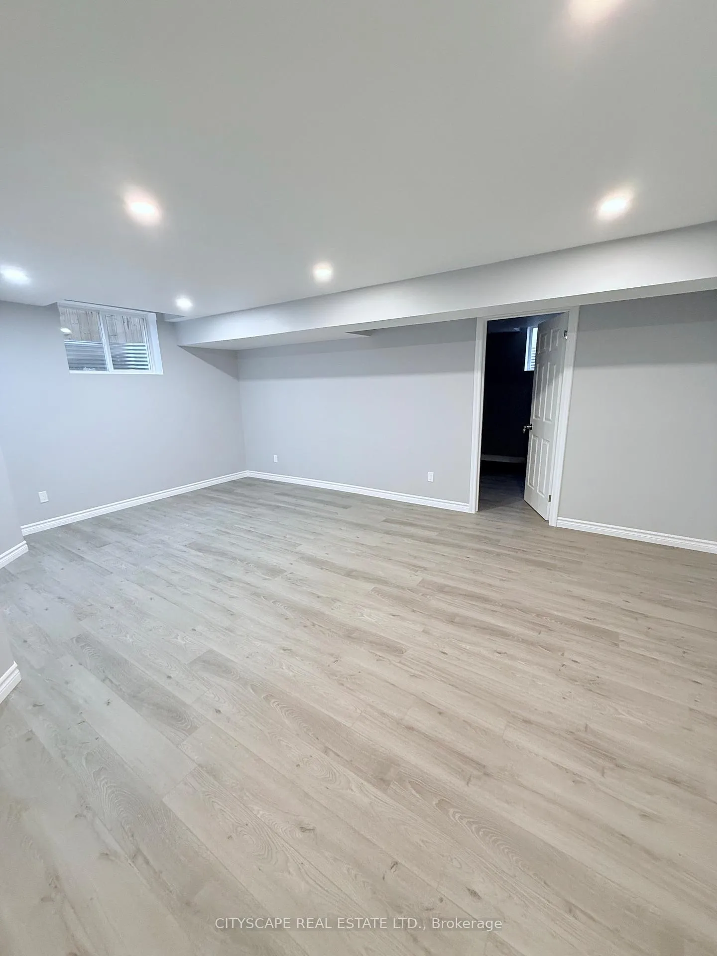 Photo 11 of 156 Hardcastle Drive, Cambridge — HOMEH
