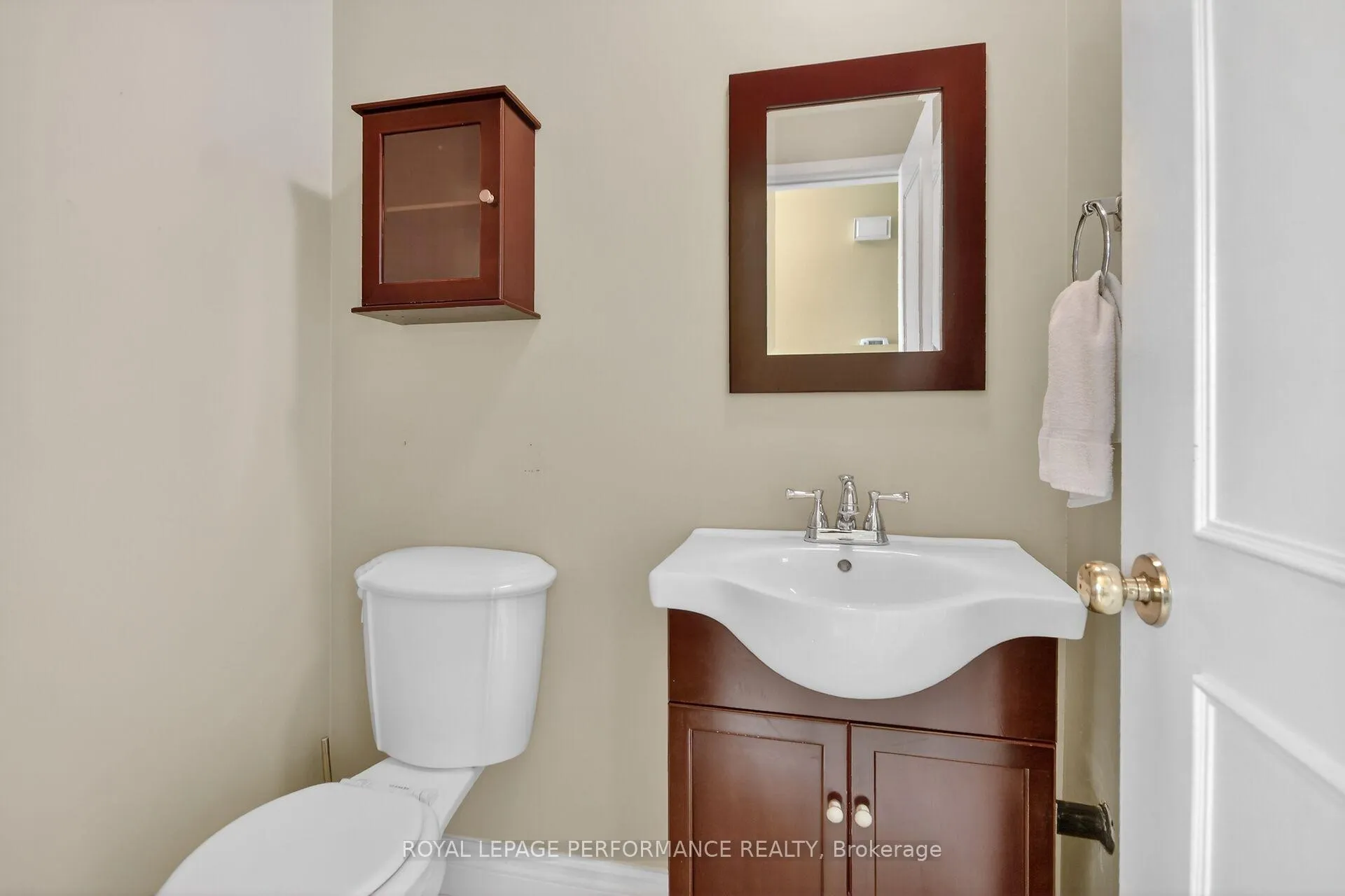 Photo 13 of 10C Fieldgate Drive, Ottawa, Barrhaven - Knollsbrook — HOMEH