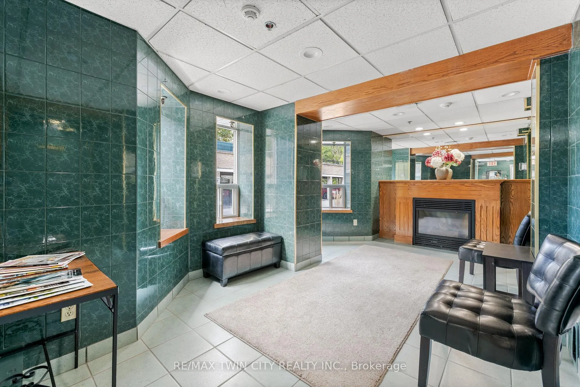 Photo 6 of Unit 404, 281 Bristol Street, Guelph, Junction/Onward Willow — HOMEH