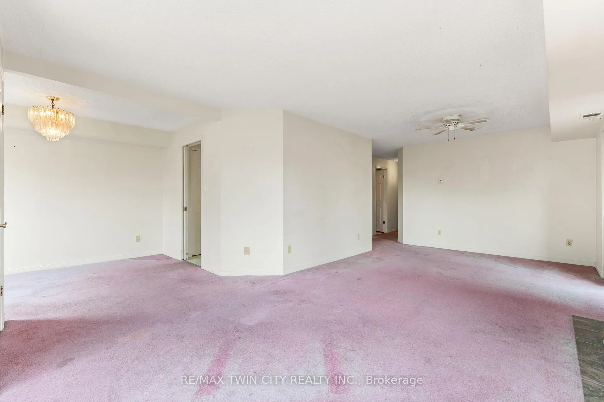 Photo 11 of Unit 404, 281 Bristol Street, Guelph, Junction/Onward Willow — HOMEH