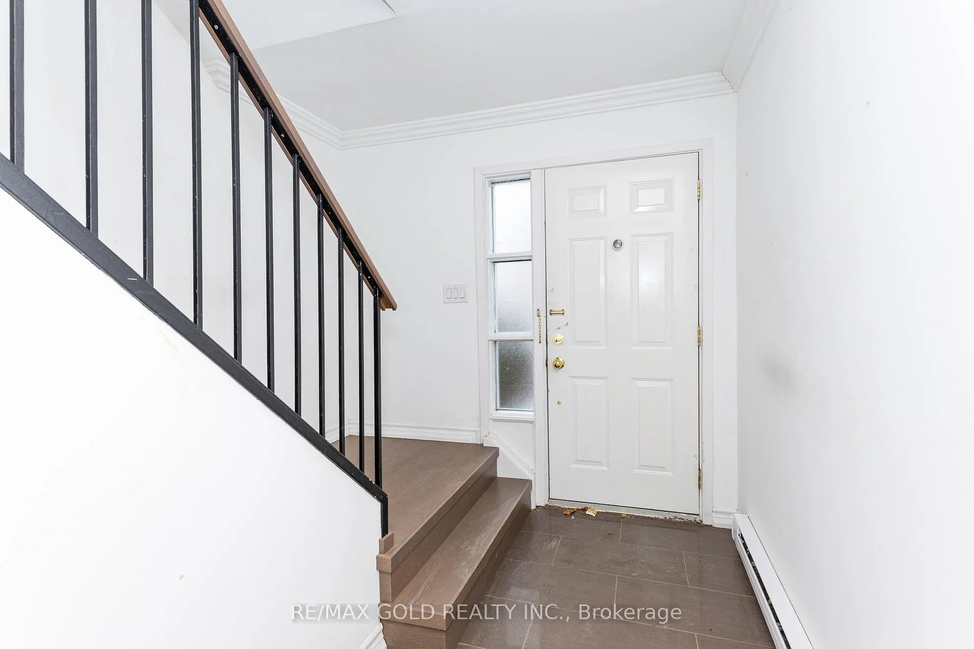 Photo 5 of 20 Harper Way, Markham, Aileen-Willowbrook — HOMEH