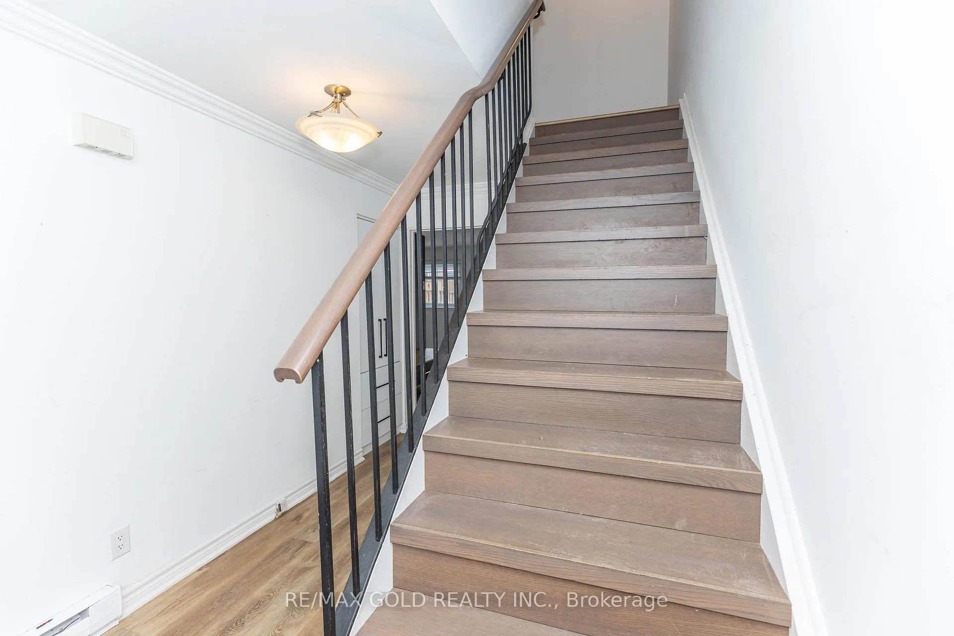 Photo 19 of 20 Harper Way, Markham, Aileen-Willowbrook — HOMEH