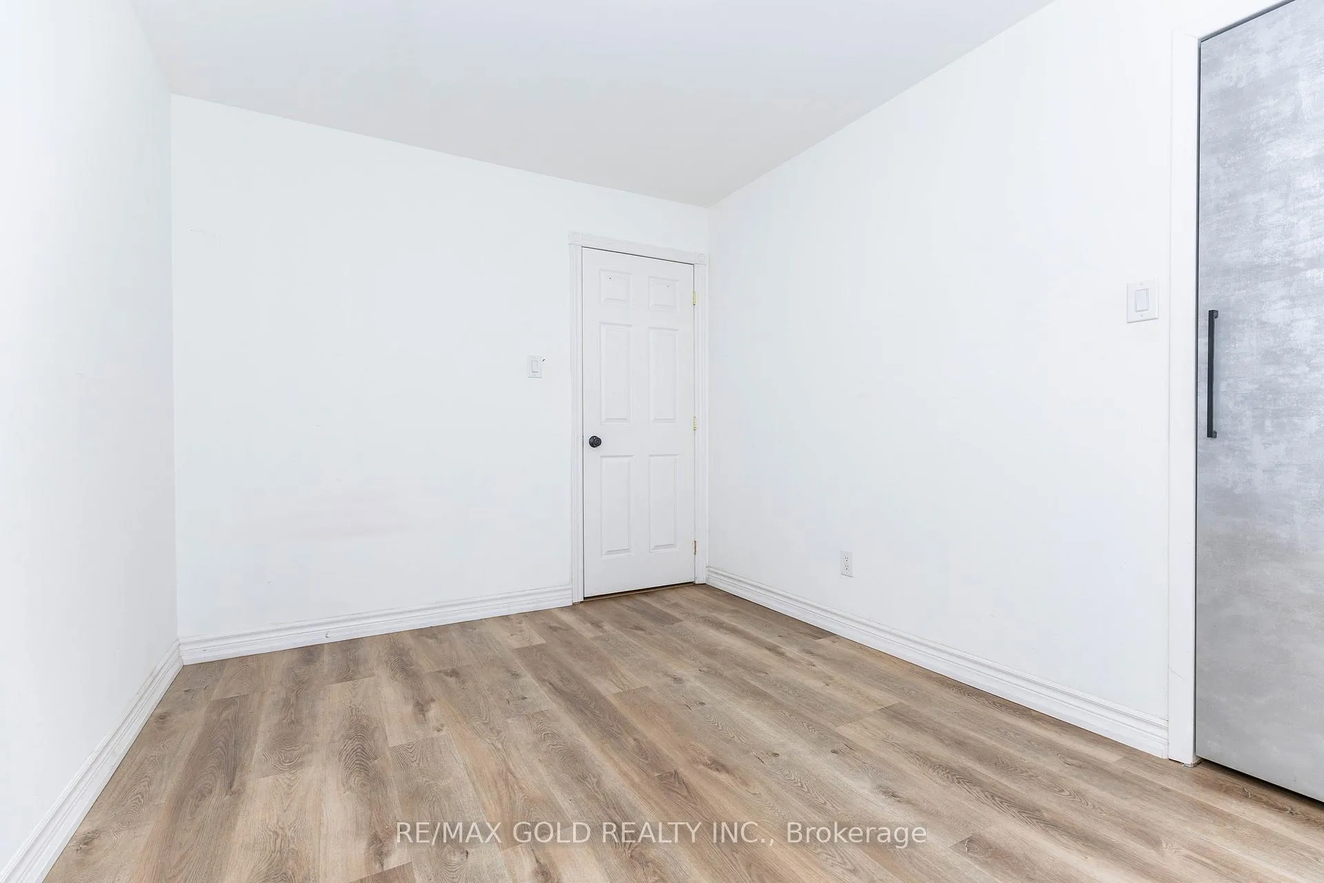 Photo 22 of 20 Harper Way, Markham, Aileen-Willowbrook — HOMEH