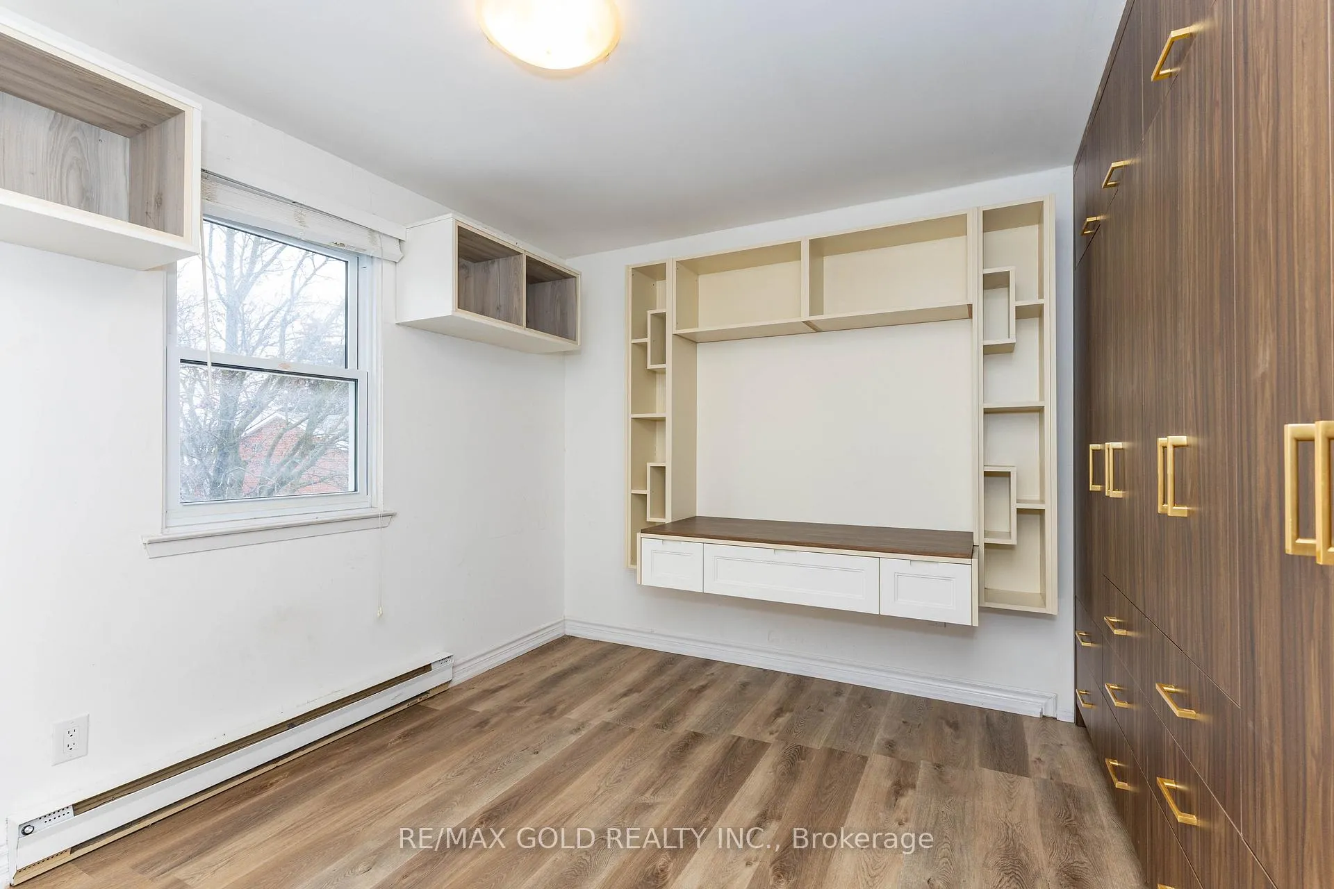 Photo 23 of 20 Harper Way, Markham, Aileen-Willowbrook — HOMEH