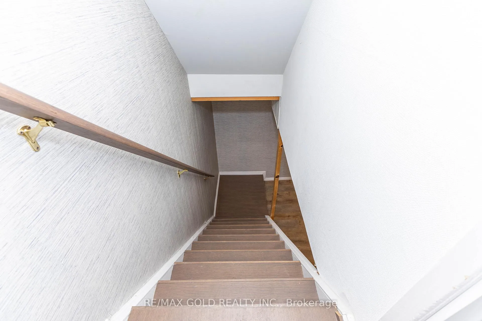 Photo 34 of 20 Harper Way, Markham, Aileen-Willowbrook — HOMEH