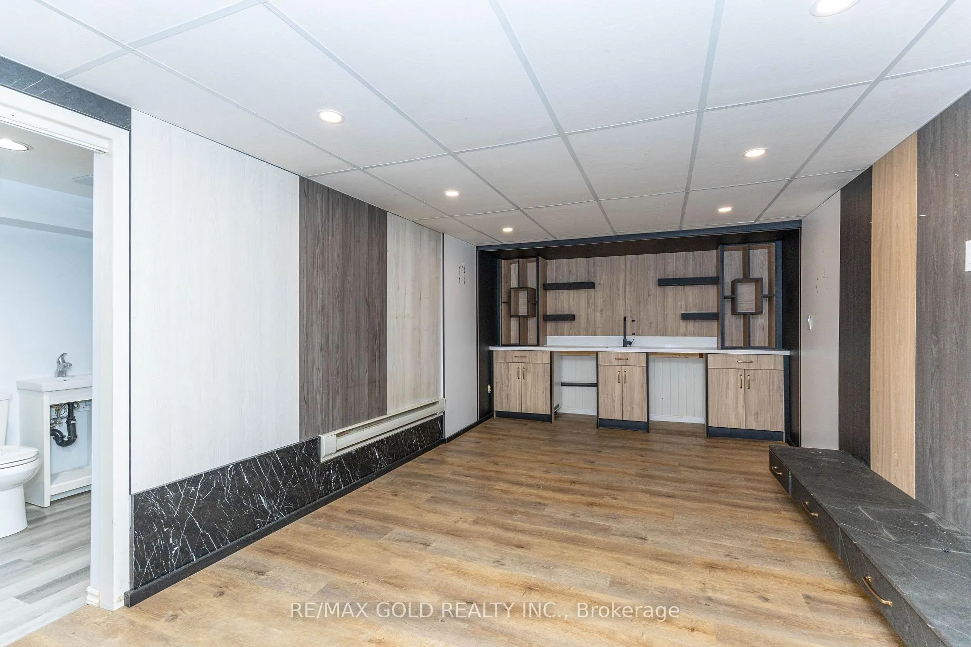 Photo 37 of 20 Harper Way, Markham, Aileen-Willowbrook — HOMEH