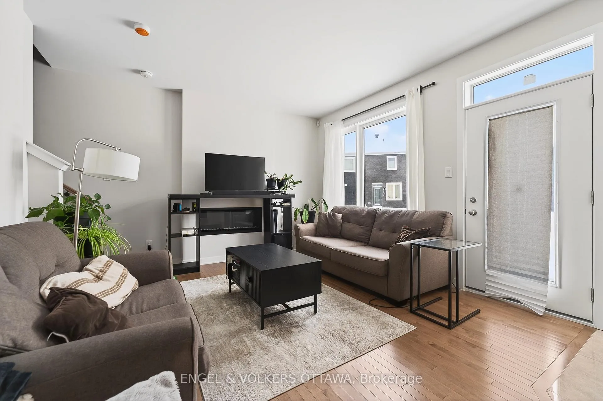 Photo 14 of 2017 Elevation Road, Ottawa, Barrhaven - Half Moon Bay — HOMEH