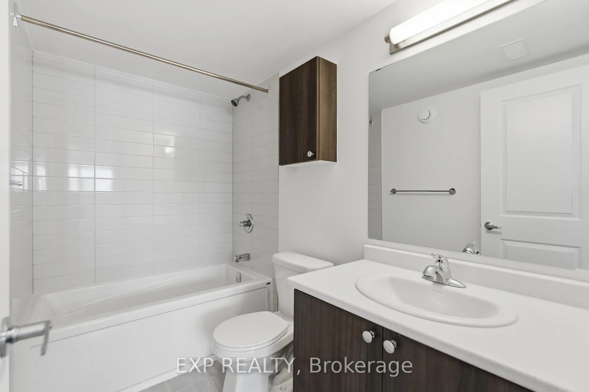 Photo 17 of 1007 Silhouette Private, Ottawa, Barrhaven - Cedargrove/Fraserdale — HOMEH