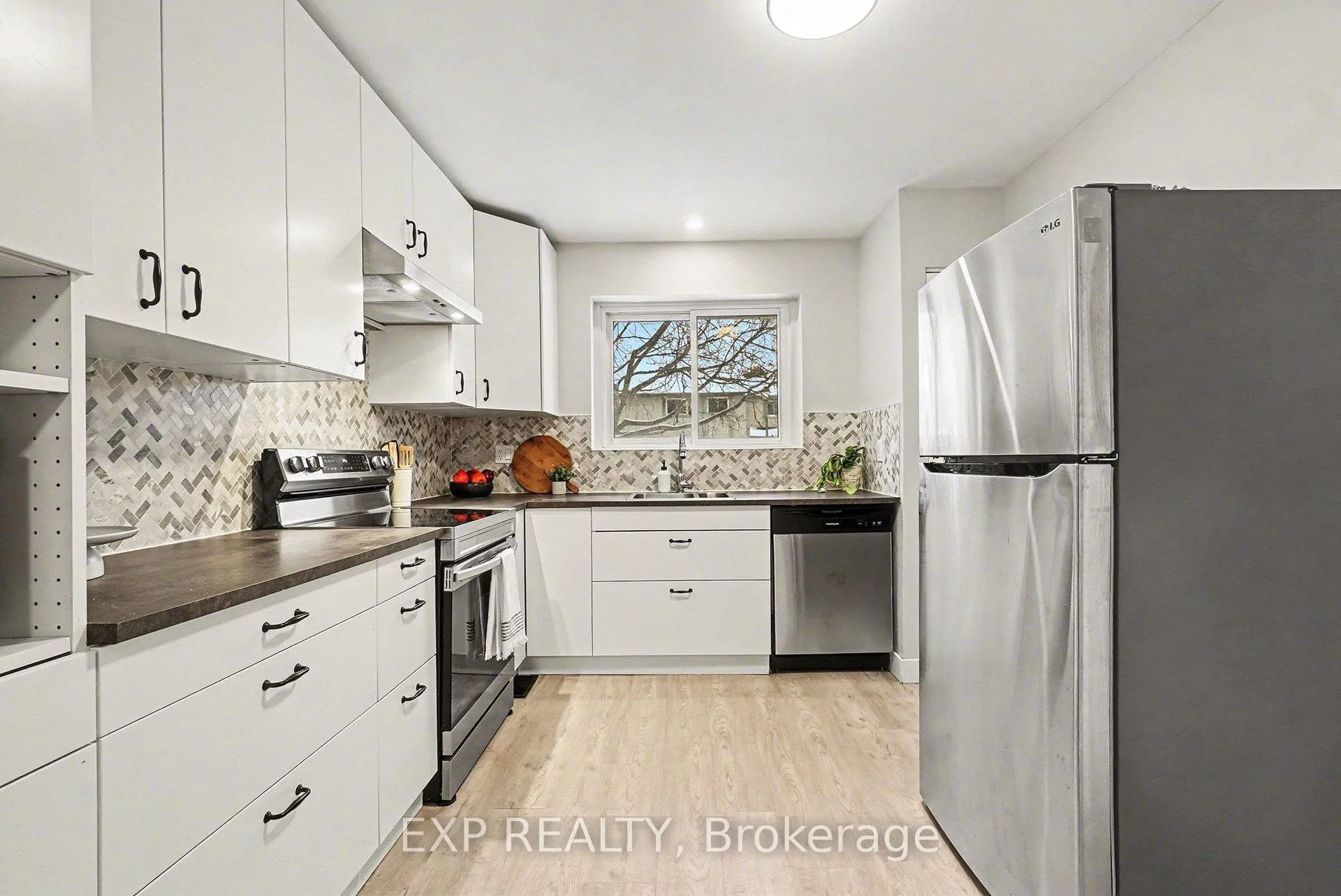 Photo 13 of Unit 61, 2336 Orient Park Drive, Ottawa, Blackburn Hamlet (South) — HOMEH