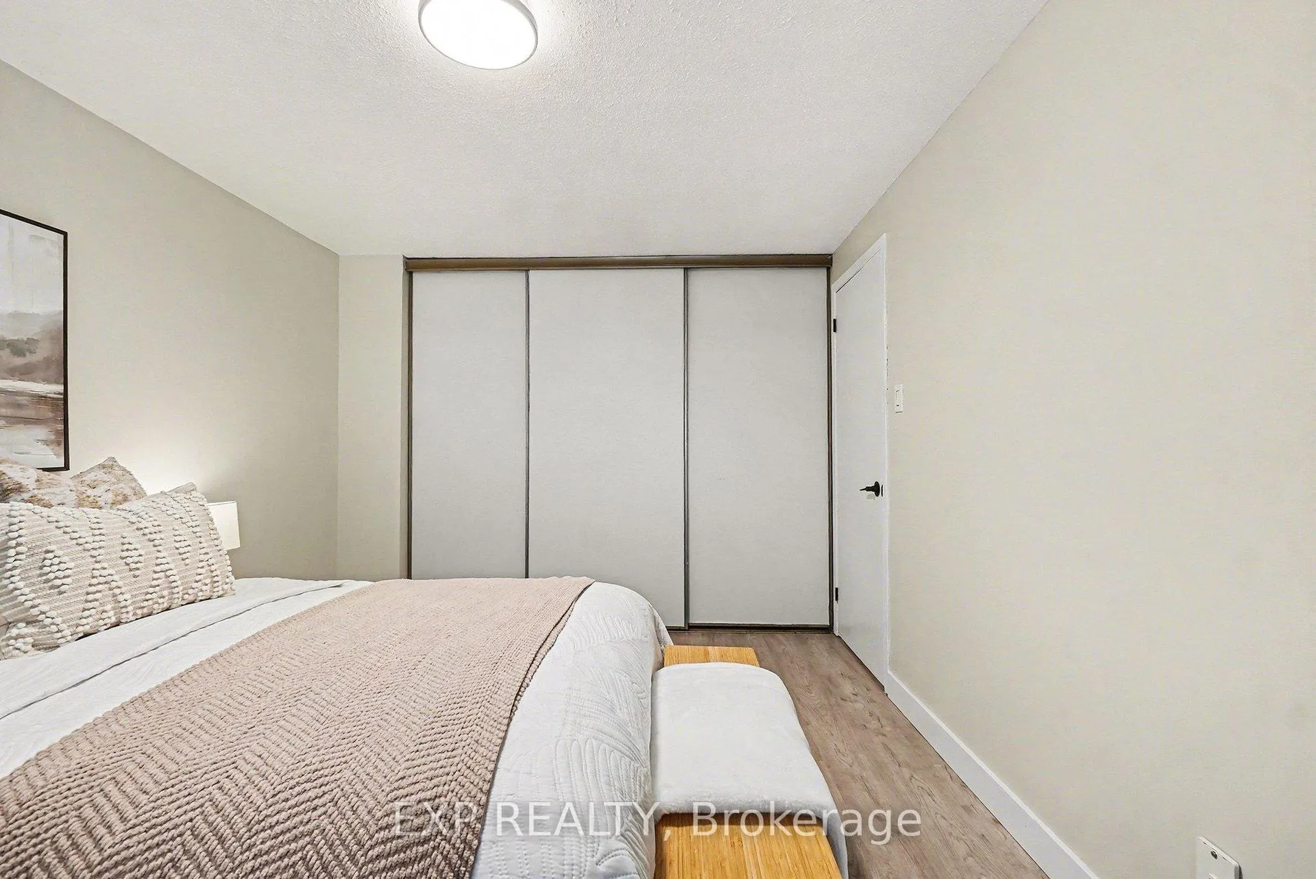 Photo 21 of Unit 61, 2336 Orient Park Drive, Ottawa, Blackburn Hamlet (South) — HOMEH