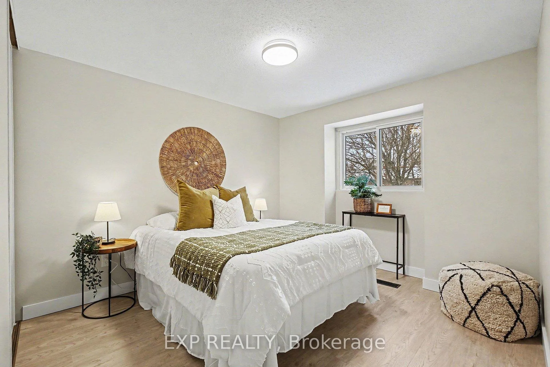 Photo 23 of Unit 61, 2336 Orient Park Drive, Ottawa, Blackburn Hamlet (South) — HOMEH