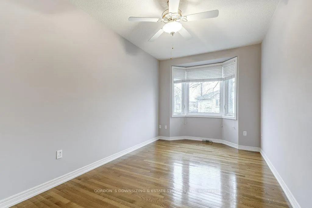 Photo 7 of 33 Critzia Drive, Hamilton, Twenty Place — HOMEH