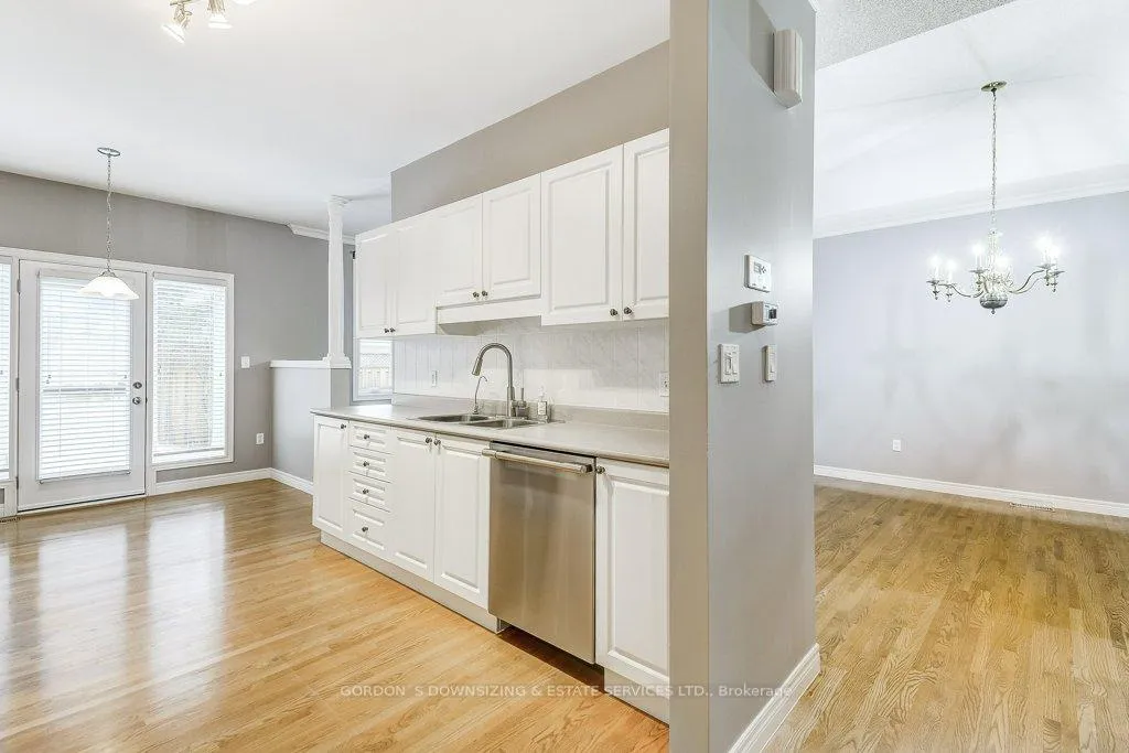 Photo 28 of 33 Critzia Drive, Hamilton, Twenty Place — HOMEH