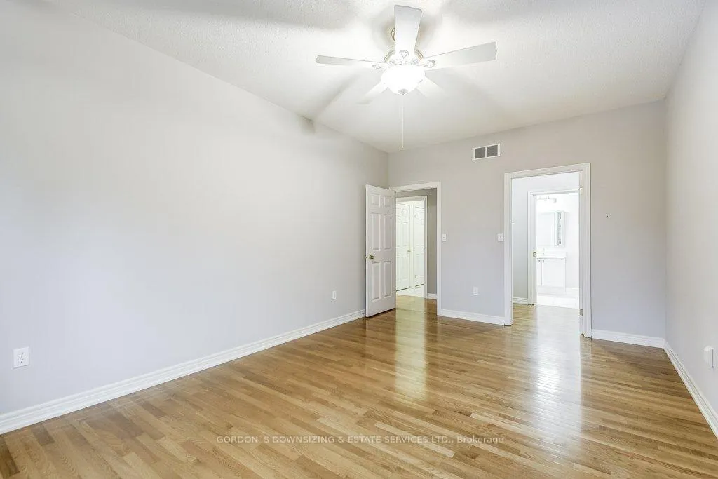 Photo 31 of 33 Critzia Drive, Hamilton, Twenty Place — HOMEH