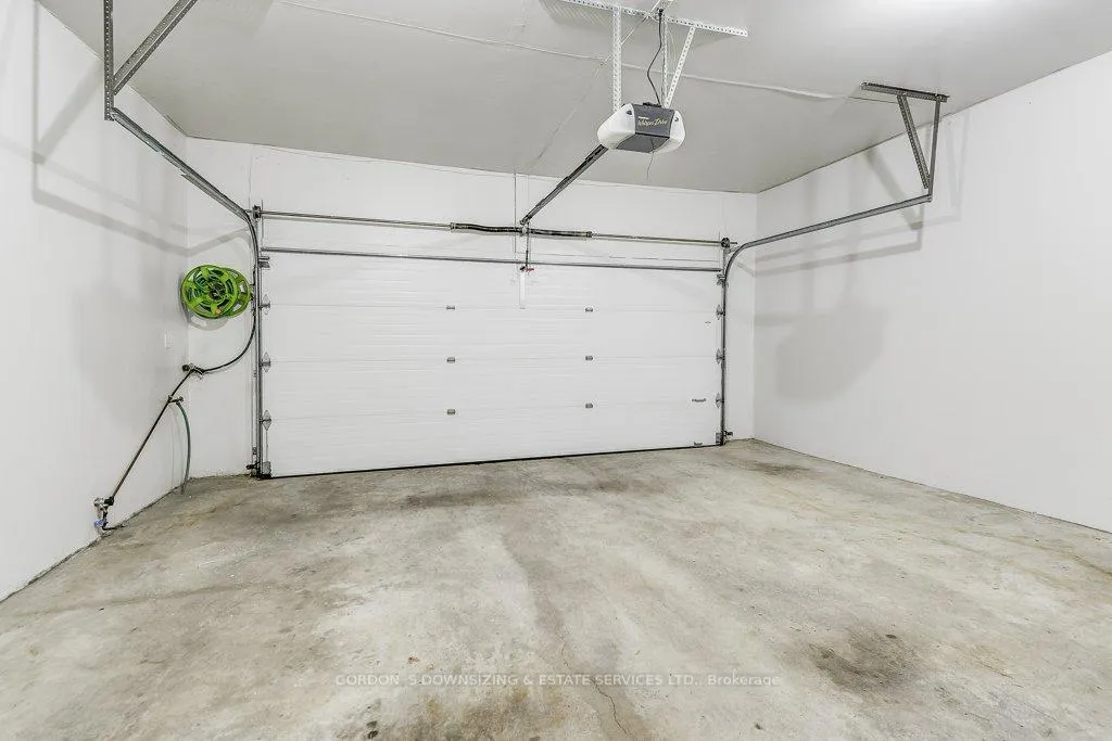 Photo 44 of 33 Critzia Drive, Hamilton, Twenty Place — HOMEH