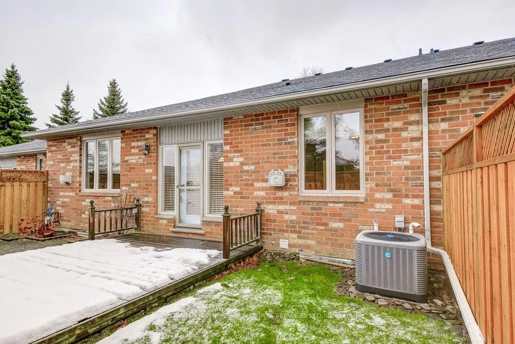 Photo 48 of 33 Critzia Drive, Hamilton, Twenty Place — HOMEH