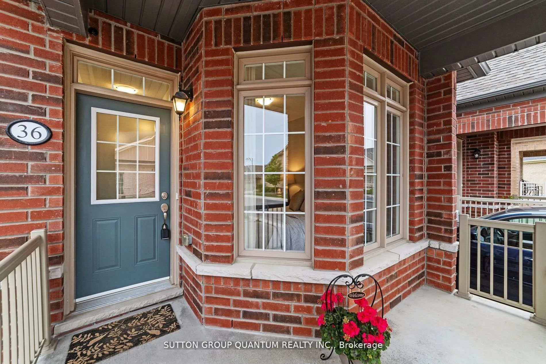 Photo 2 of 36 Bluestone Crescent, Brampton, Sandringham-Wellington — HOMEH