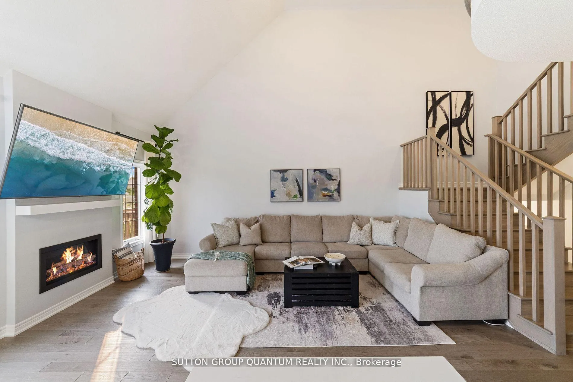 Photo 7 of 36 Bluestone Crescent, Brampton, Sandringham-Wellington — HOMEH