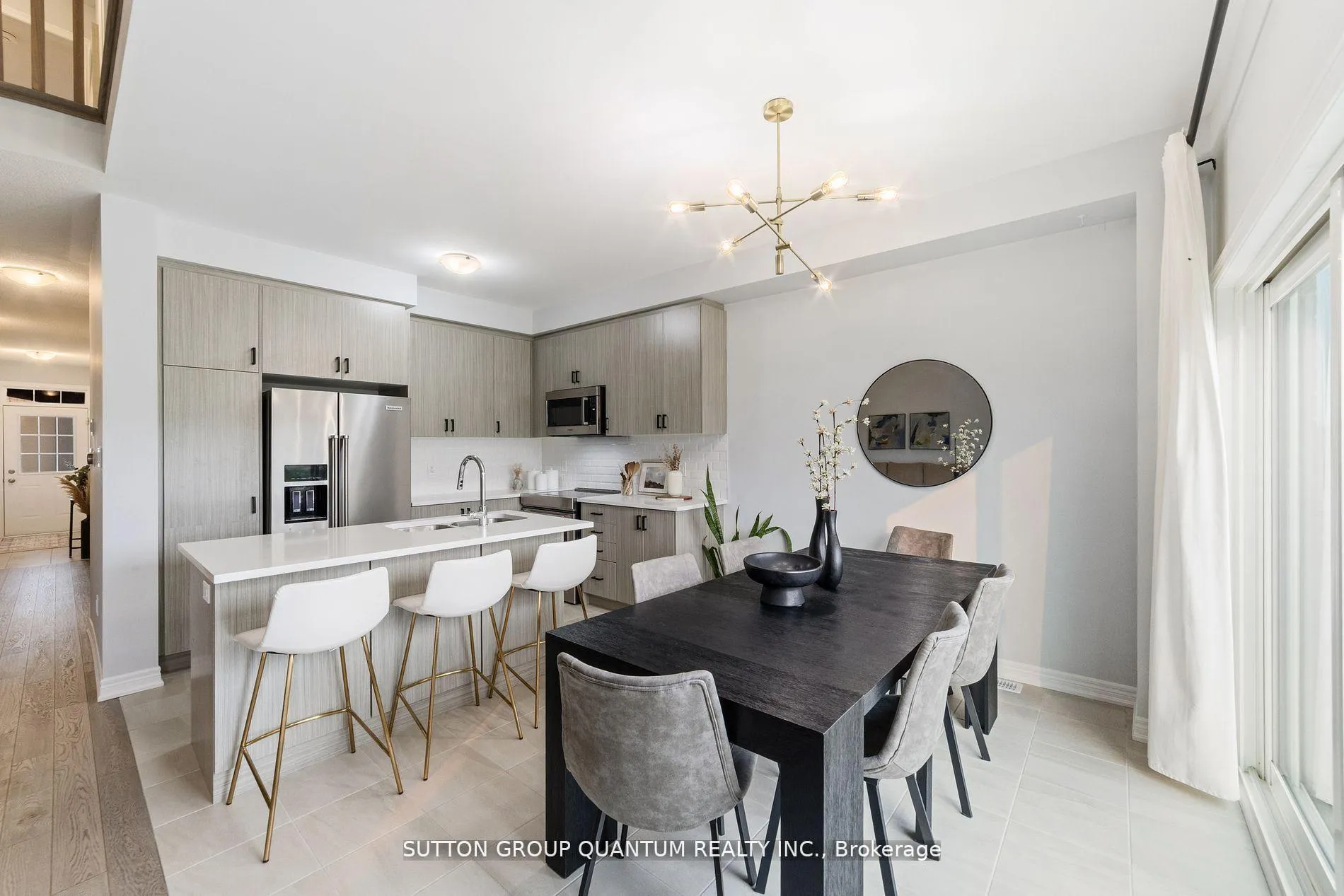 Photo 14 of 36 Bluestone Crescent, Brampton, Sandringham-Wellington — HOMEH