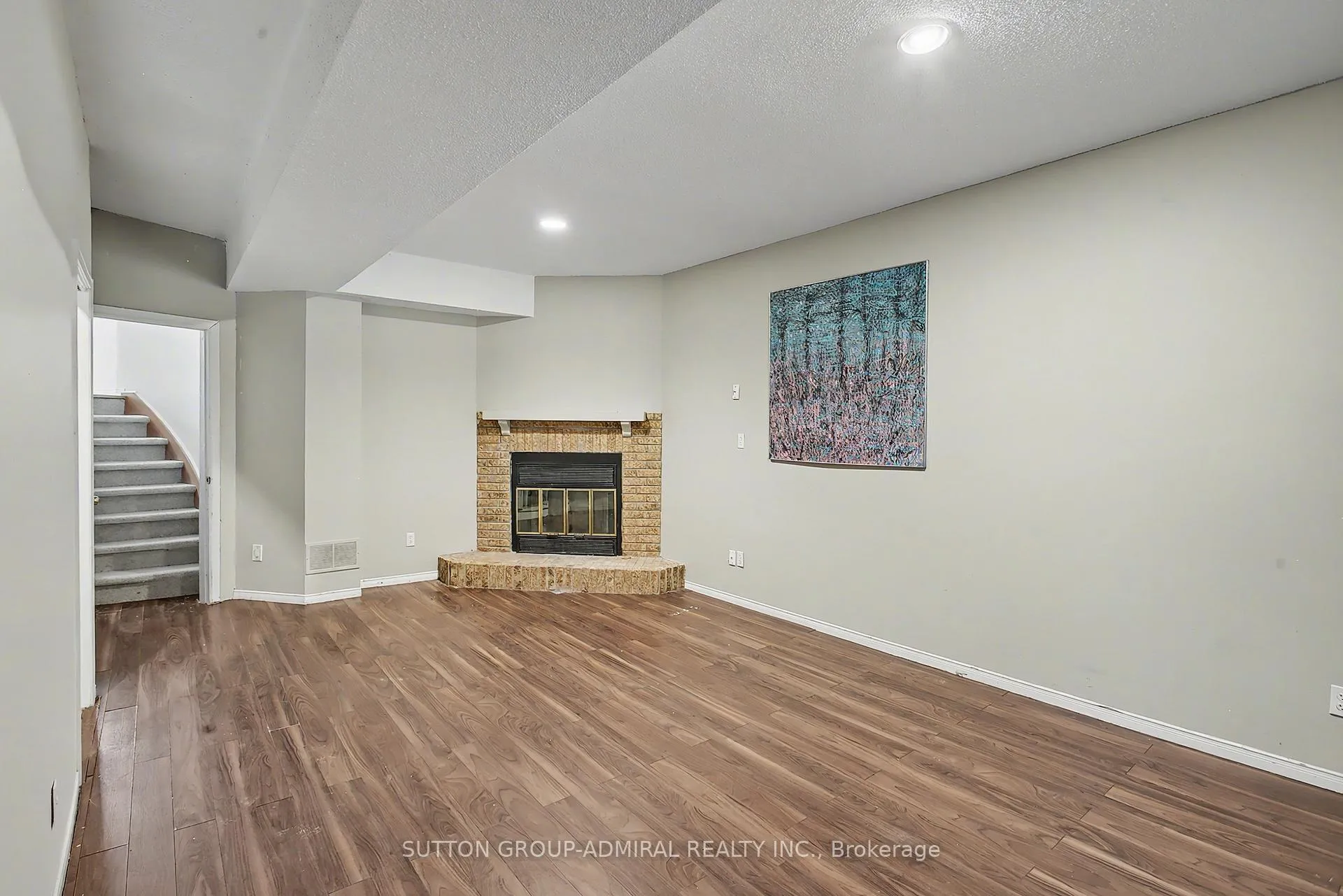 Photo 22 of 76 Beaumont Place, Vaughan, Uplands — HOMEH