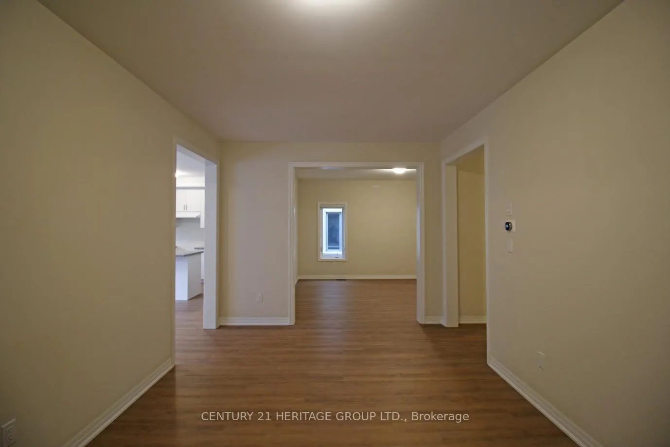 Photo 6 of 11 Stennett Drive, Georgina, Keswick North — HOMEH