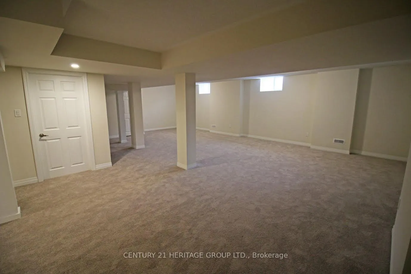 Photo 24 of 11 Stennett Drive, Georgina, Keswick North — HOMEH