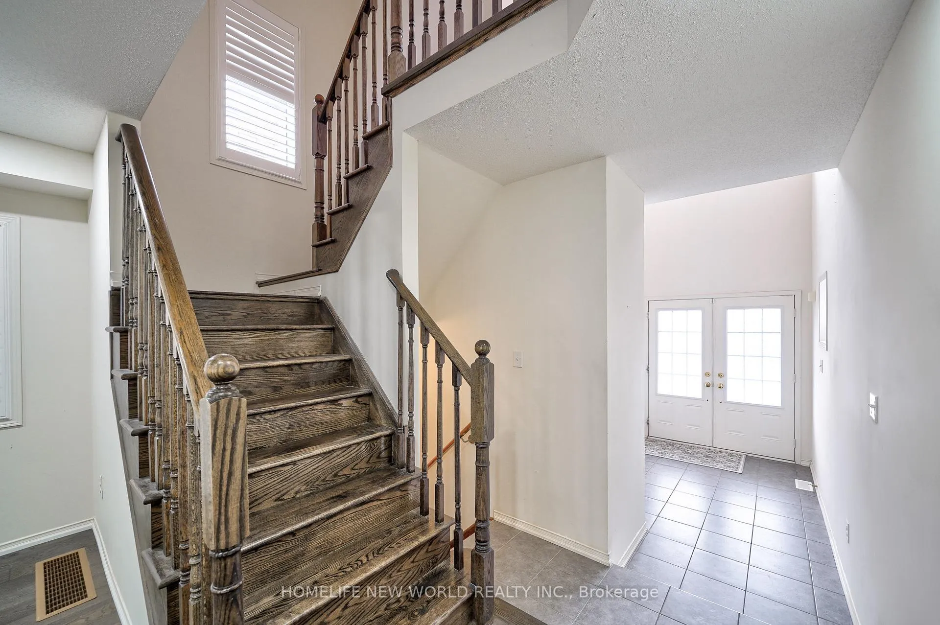 Photo 7 of 22 Dewsnap Road, Ajax, Central East — HOMEH