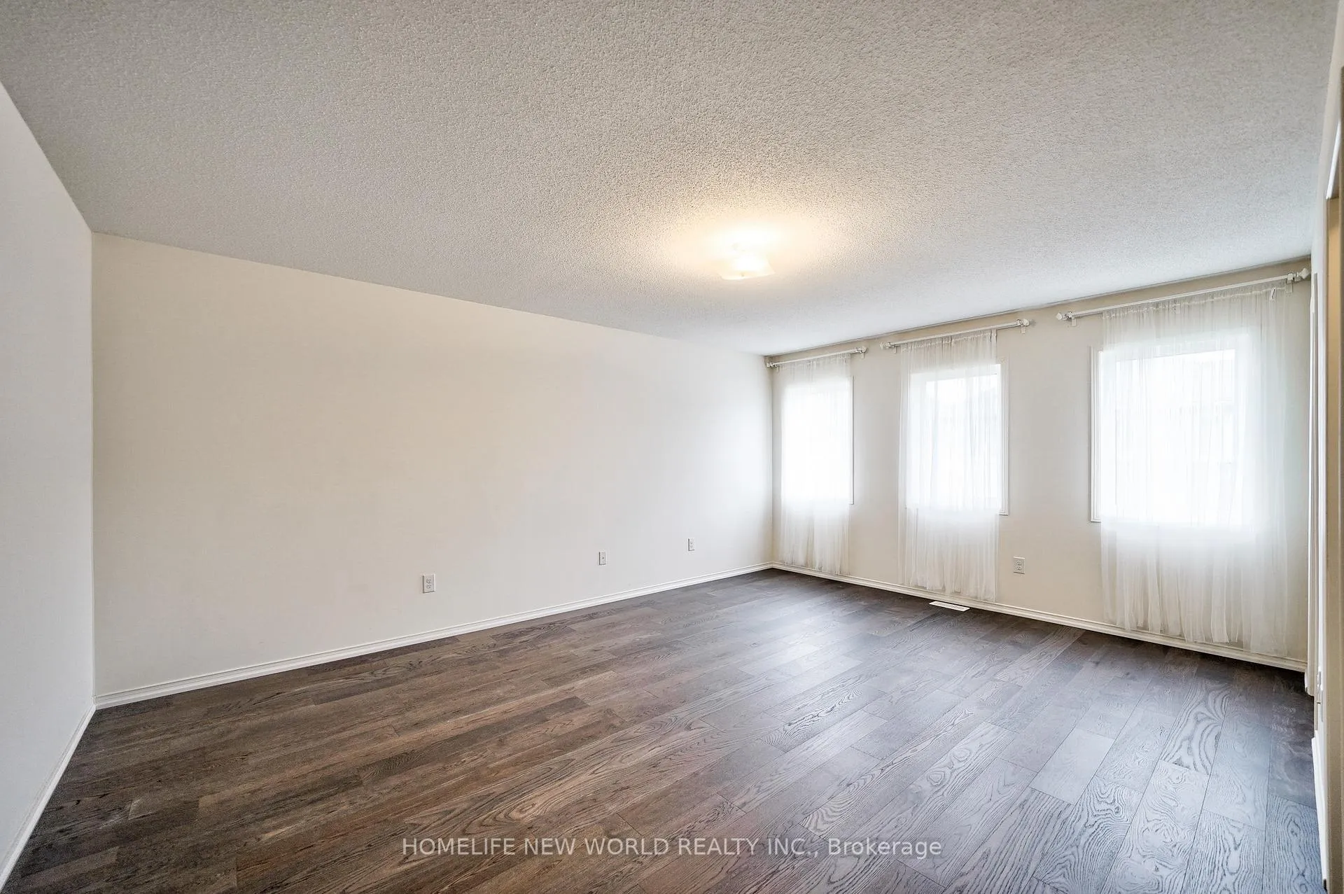 Photo 29 of 22 Dewsnap Road, Ajax, Central East — HOMEH