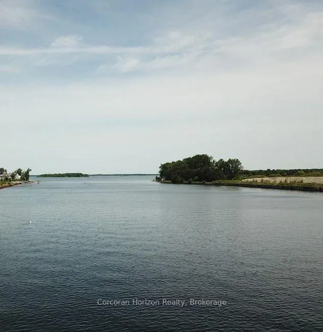 Photo 7 of 21 Dock Lane, Tay, Port McNicoll — HOMEH